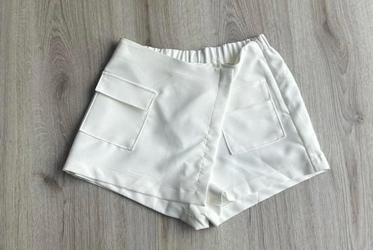 WHITE SKORT