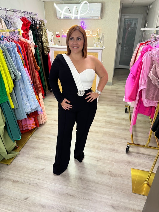 ELEGANT BLACK & WHITE JUMPSUIT