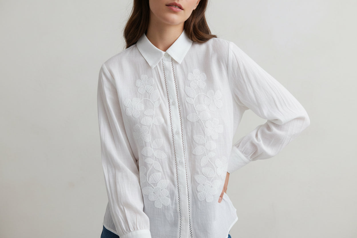 White flowers lino top